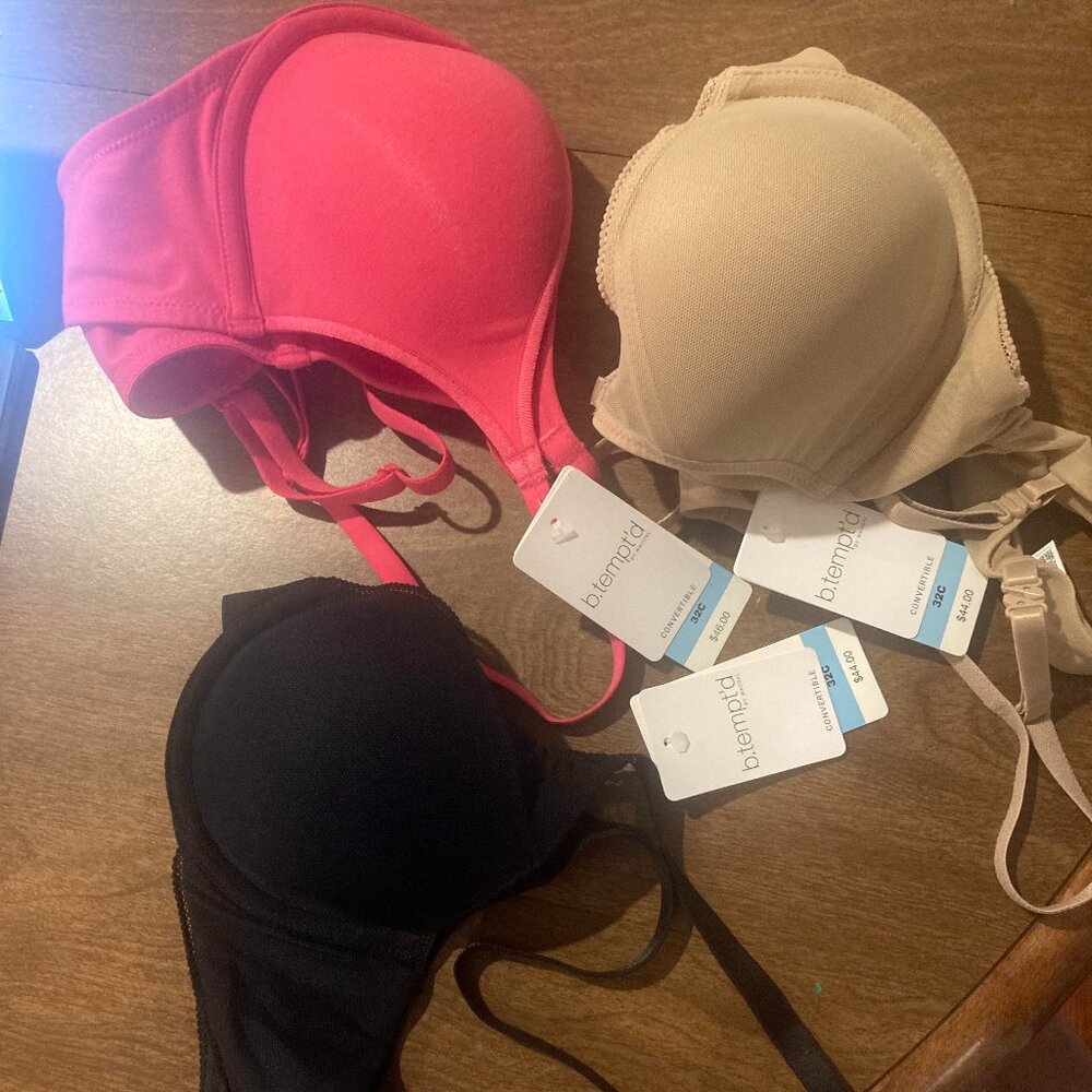 Bundle of 3 Wacoal b.tempt'd bras (32C)